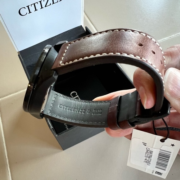 Citizens Eco-Drive Avion watch - Picture 4 of 7